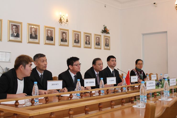 Встреча представителей руководства Верховного Суда с делегацией Народного суда высшей ступени г. Шанхая
